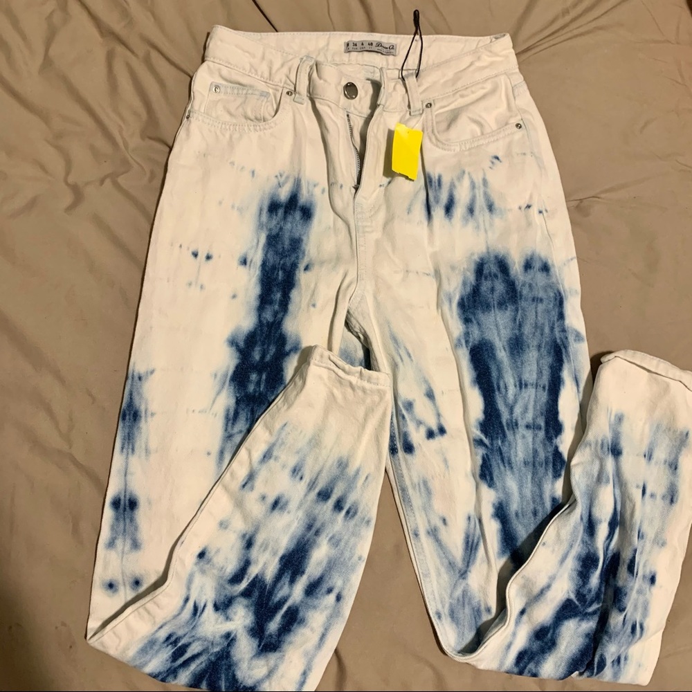 ✨Tie dye mid rise Jeans ✨